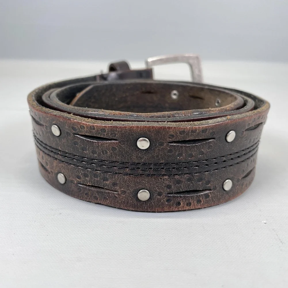 Carhartt Belt Mens Medium Brown Genuine Leather Grommet Rivet Workwear 2216